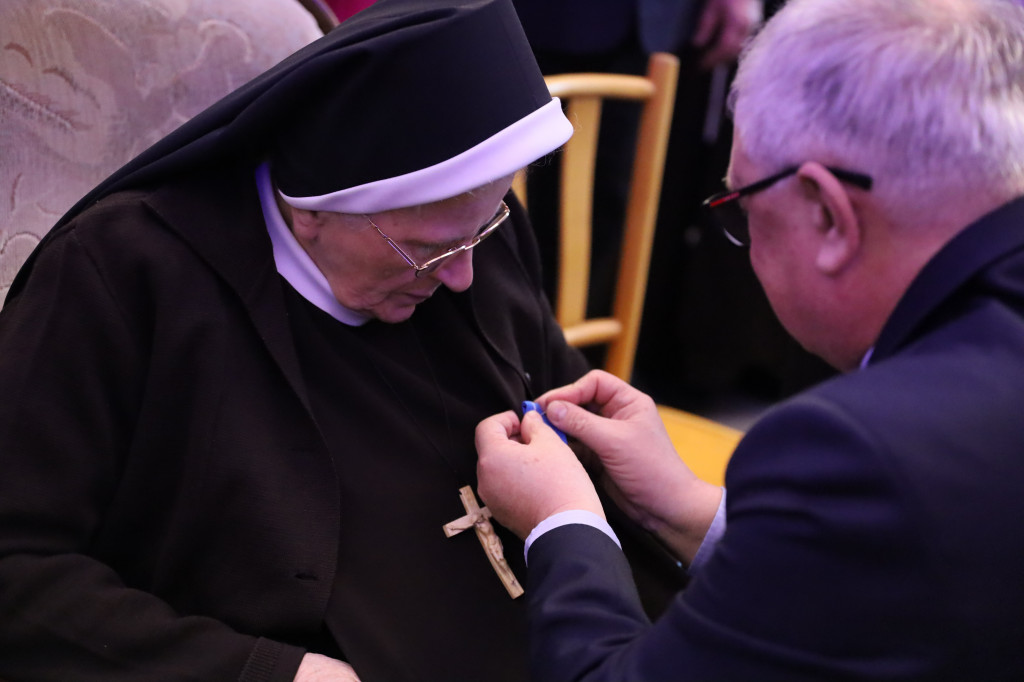 Medal od Prezydenta RP dla siostry Jadwigi Targańskiej