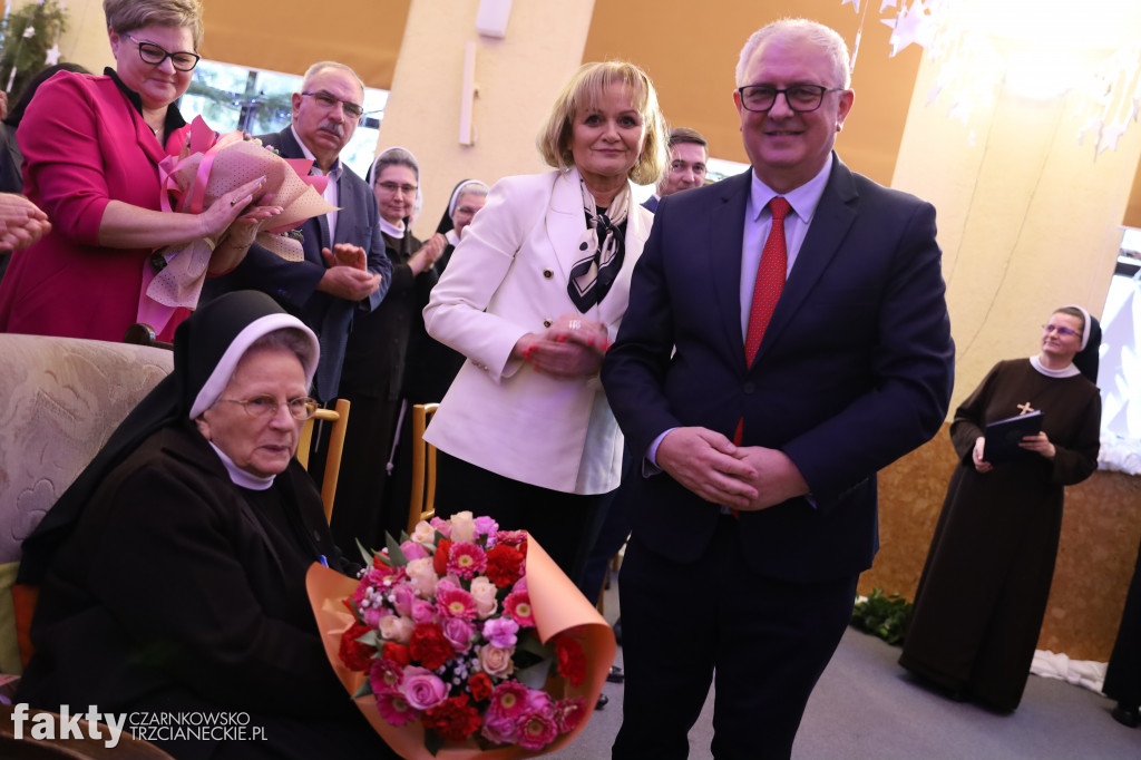 Medal od Prezydenta RP dla siostry Jadwigi Targańskiej