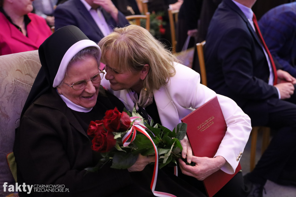 Medal od Prezydenta RP dla siostry Jadwigi Targańskiej