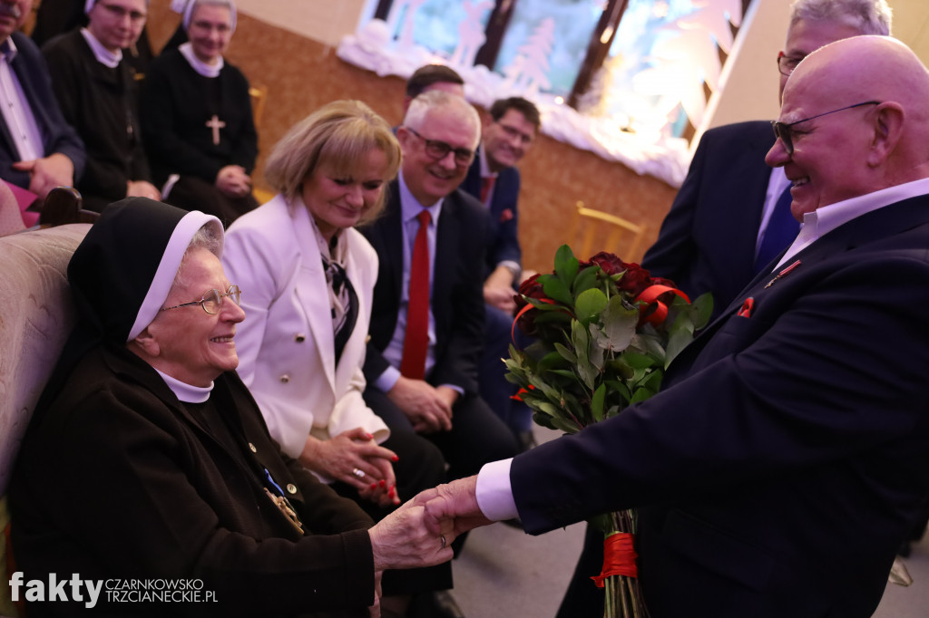 Medal od Prezydenta RP dla siostry Jadwigi Targańskiej