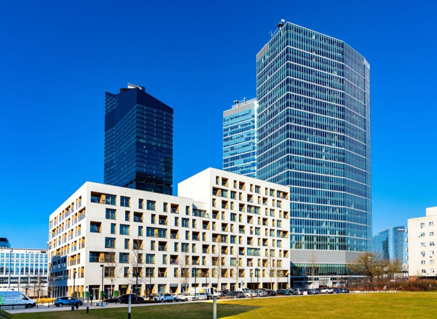 restauracja z hotelem