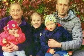 5-osobowa rodzina z Rogoźna w pożarze straciła dom! - 4611