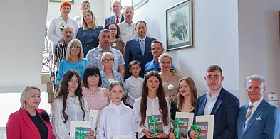 Nagrody dla absolwentów klas ósmych-11751