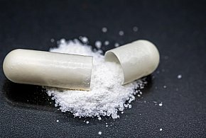 Salmonella w popularnym suplemencie. „Nie należy spożywać”-13317