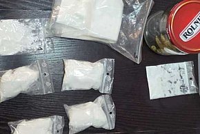 Trzymał narkotyki w lodówce. Usłyszał 15 zarzutów-13515