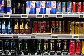 Popularne napoje pójdą ostro w górę. Rząd szykuje podwyżkę VAT-13514