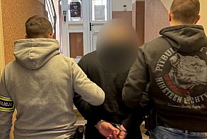 44-latek z narkotykami w rękach policji