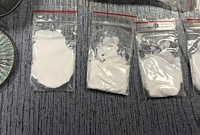 Wpadł z narkotykami przez… głośną muzykę