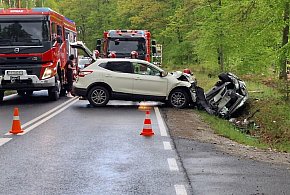 Wypadek niedaleko Trzcianki. Trzy osoby w szpitalu