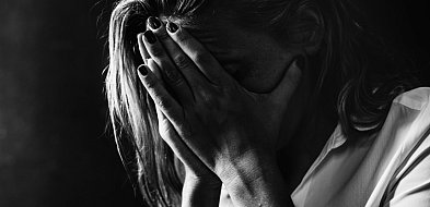 Badanie: co czwarty Polak z objawami PTSD; ważna rola doświadczeń z dzieciństwa