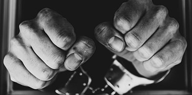 Domowy tyran wrócił za kratki