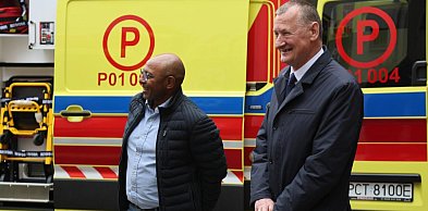 Nowe ambulanse dla szpitali w Trzciance i Czarnkowie