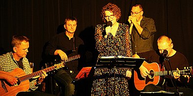 Koncert Małgosi Lipińskiej. Kierunek: Krzyż Wielkopolski-12861