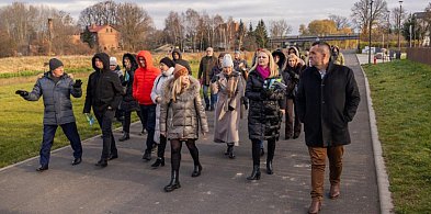 Samorządowcy z łódzkiego poznali dobre praktyki w rewitalizacji Wielenia-13347