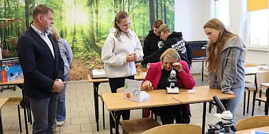Nowoczesna edukacja ekologiczna w szkole w Rosku-12978