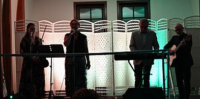 W Lubaszu zadumali się nad pomykającą jesienią-13259