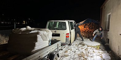 Szybka akcja w Miałach. Dowieźli pelet