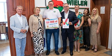Gmina Wieleń z dofinansowaniem na szatnię w Miałach