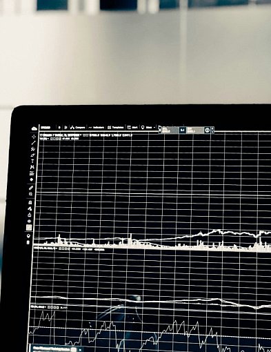 Edukacja inwestycyjna w 2026: jak Web3 i dane w czasie rzeczywistym zmieniają...