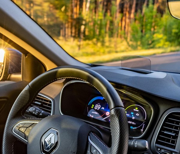 Masz to auto w garażu? Producent natychmiast wzywa na kontrolę!-12628