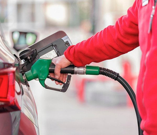 UOKiK skontrolował paliwa. Sprawdź, które stacje wypadły najgorzej-13115