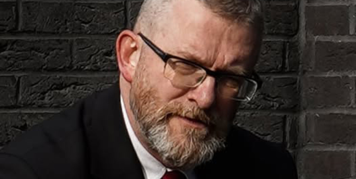 "Słaba kobieta bez przebiegu", czyli kim są wyborcy Brauna