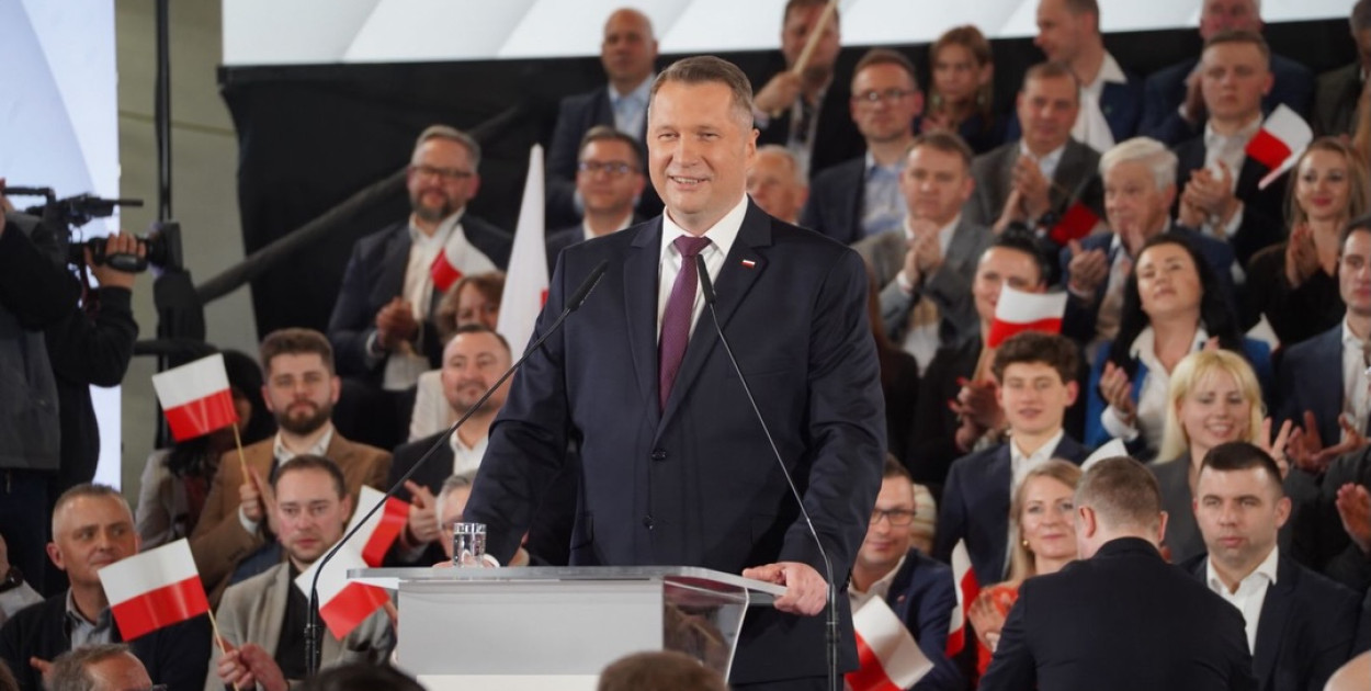 Czarnek: PiS wsiada do naoliwionego pociągu szybkich prędkości